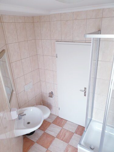 Zweibettzimmer-Standard-Gemeinsames Badezimmer - Standardpreis
