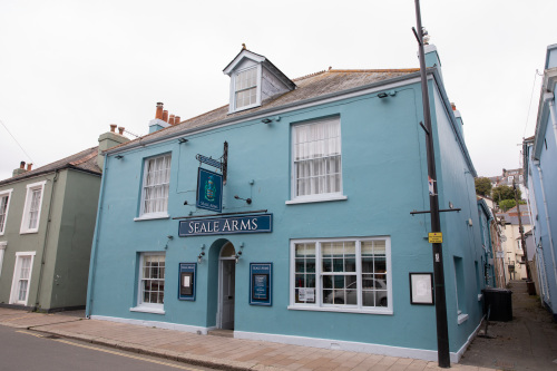 The Seale Arms - 