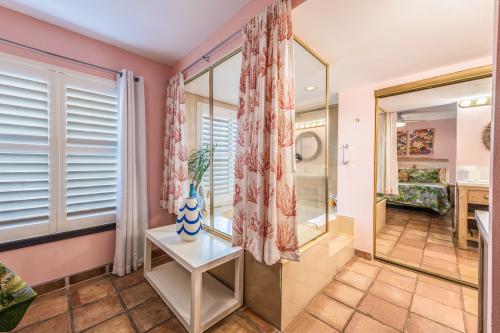 primary bathroom is open to bedroom, jacuzzi motor is inop