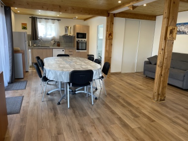 Salle à manger et cuisine