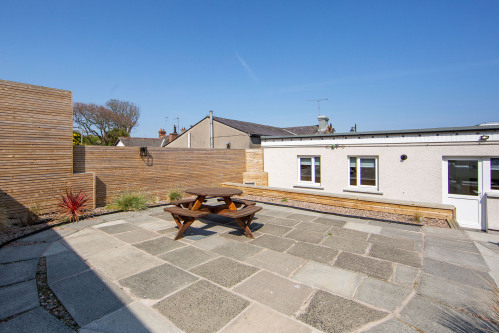 Apartment-Courtyard view