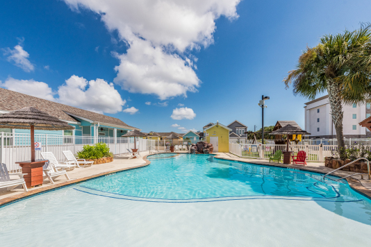 Larger pool also has lagoon entry (a sloped entry very shallow great for playing)