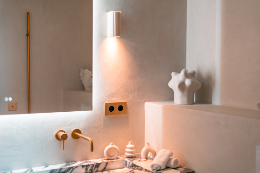 Chambre 1 avec douche et vue sur le Vieux Port 