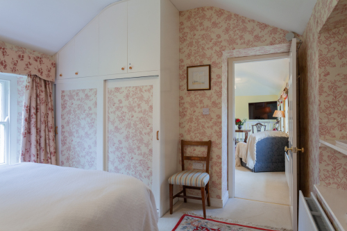 House-Traditional-Ensuite with Bath-Garden view - Base Rate