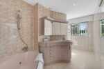 Salle de bain de la chambre 1