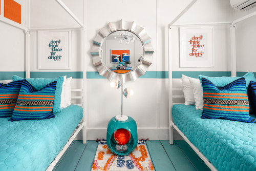 Double or Twin-Comfort-Shared Bathroom-Room 4