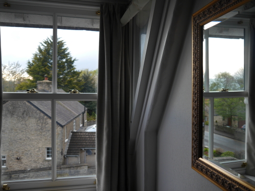 Pleasant surroundings close to the Dales National Park at Eastfield Lodge