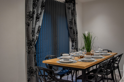 Dining Room / Restaurant