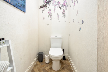 Towels and toiletries provided