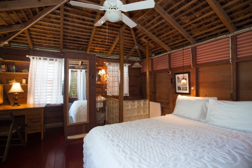 Cottage bedroom