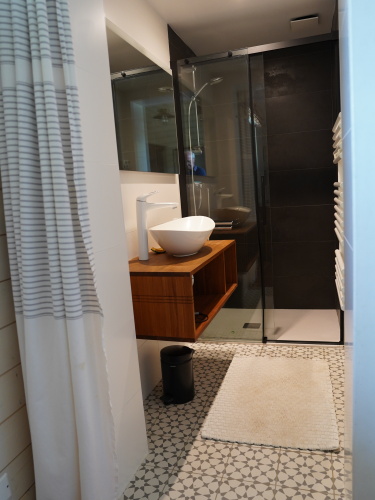 Salle d'eau chambre couple rdc