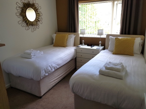 Twin room-Ensuite-Garden View - Base Rate