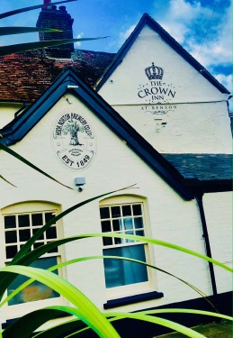 Welcome to The Crown inn at Benson 
