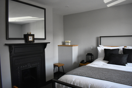 Double room-Ensuite with Shower