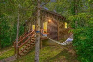 Secluded family cabin with hot tub, fire pit, and game table