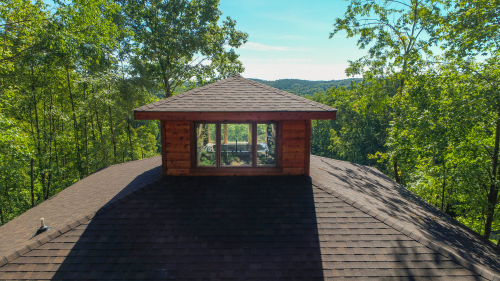 Jacuzzi Cupola, overlooking the valley, Soaring Eagle Luxury Treehouse