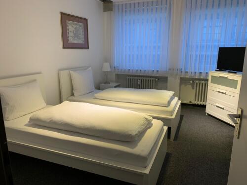 Apartment-Standard-Ensuite Bad-2 Schlafzimmer - #27 - Messe mit Frühstück