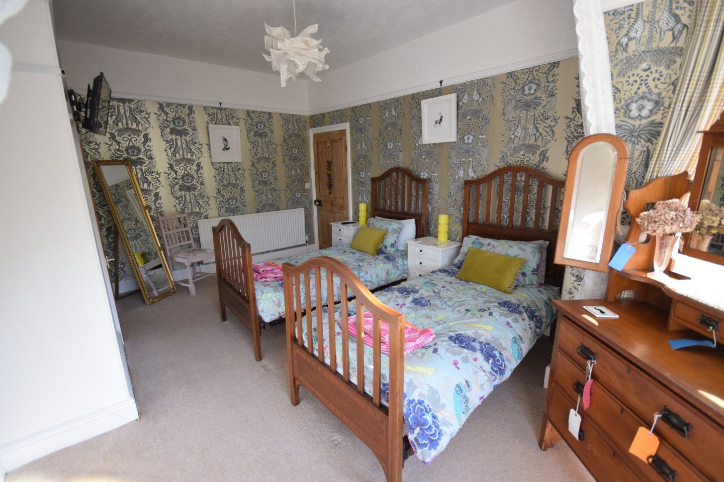 Newberry Beach Lodge, Combe Martin Homepage