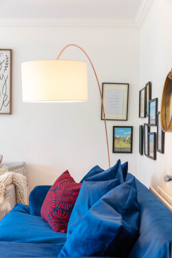 Photo gallery in 3c. Fresh nautical vibe. 