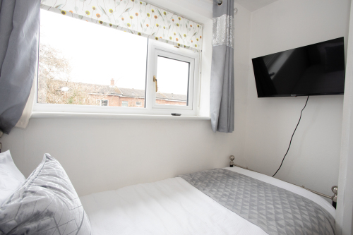 Single Beds - Bedroom 4