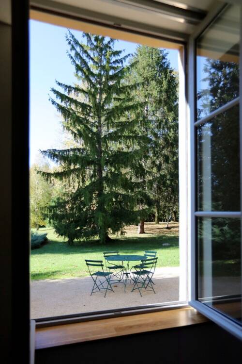 Vue sur parc depuis séjour