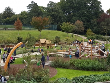 Calverley Park in the town centre, 5 minutes from The Old Office