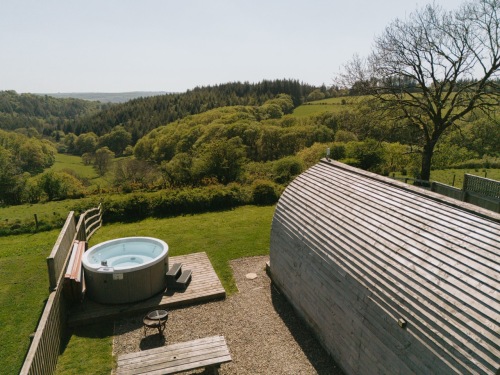 Standard Cabin with Hot Tub
