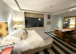 Master Bedroom Ensuite with working desk 