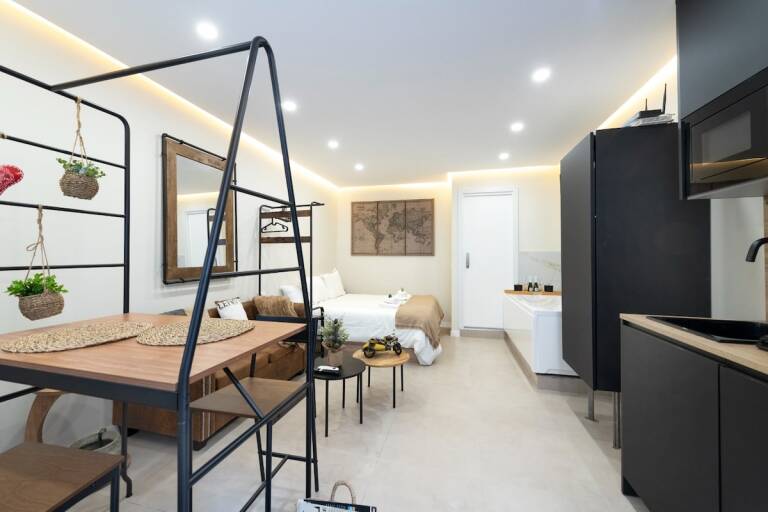 Luxury Apartment Jacuzzi