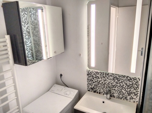 vasque et machine à laver