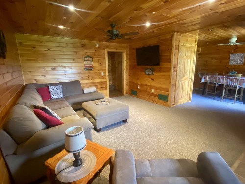 Main Cabin Living Room