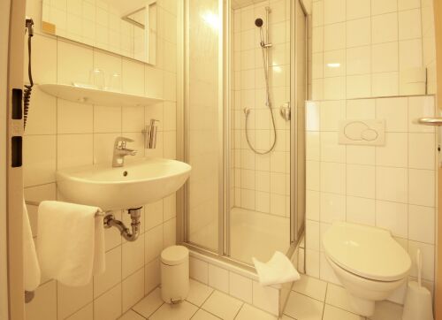 Doppelzimmer-Standard-Eigenes Badezimmer