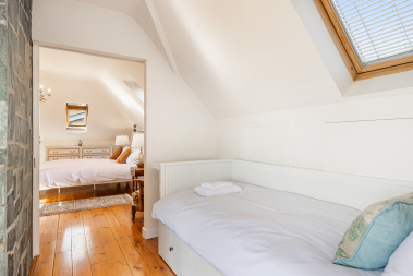 Bedroom 4 (single bed)