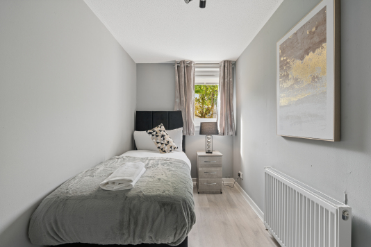 Single bedroom