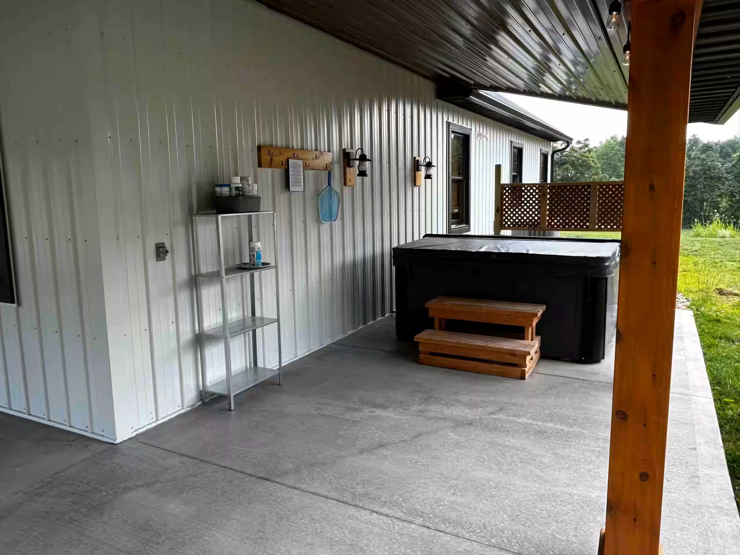 The Farmhouse on Barton | Photo 2
