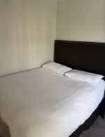 King size bed - Bedroom 