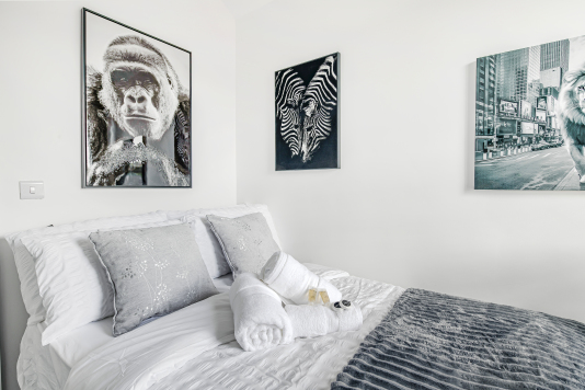BEDROOM 3