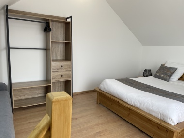 chambre avec rangements