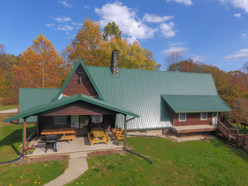 1st Choice Lodging - Chalet Lodge - 