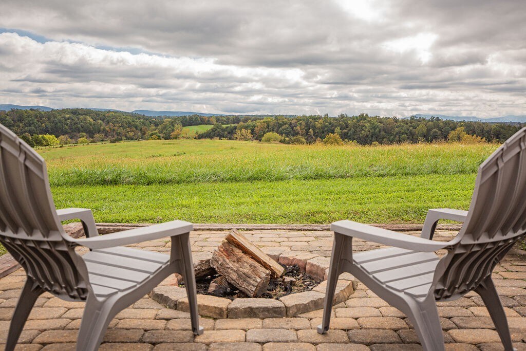 Ridgeview Retreat
