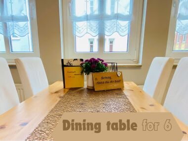Dining area for 6 people