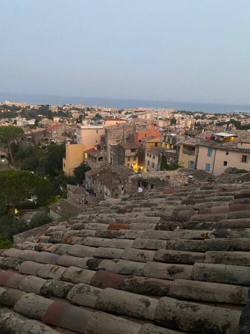 VUE DEPUIS LA TERRASSE