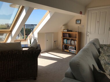 Penthouse Lounge & views