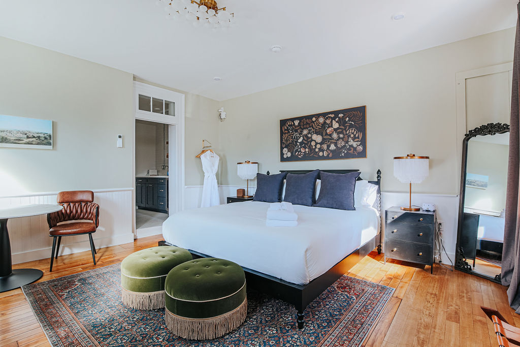 Suite 1-Suite-Private Bathroom