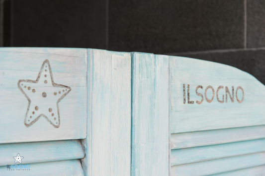 Dettagli doccia esterna