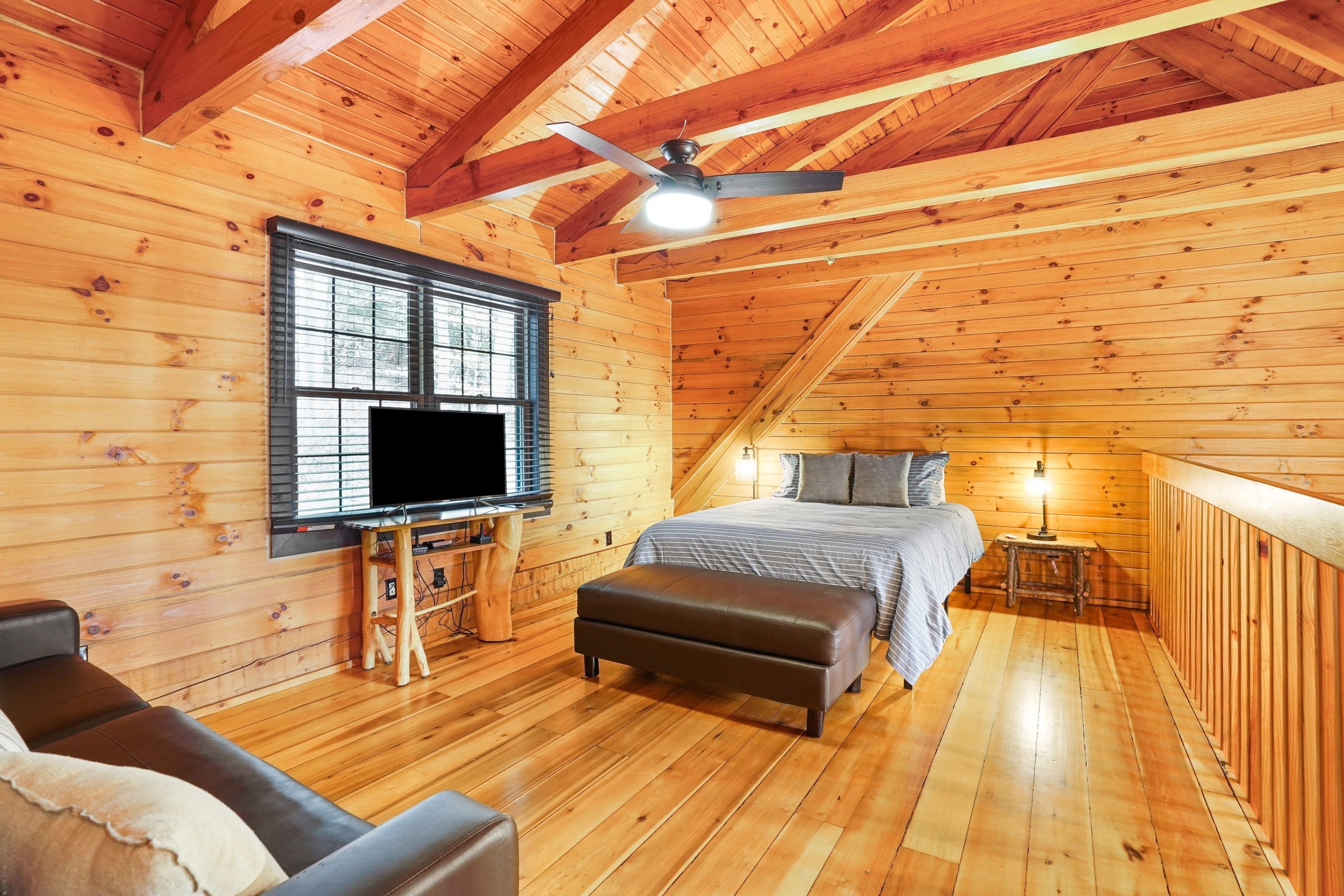 Hemlock Log Cabin | Photo 14