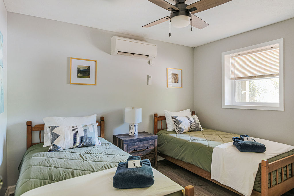 Tucked Inn: Lower Unit