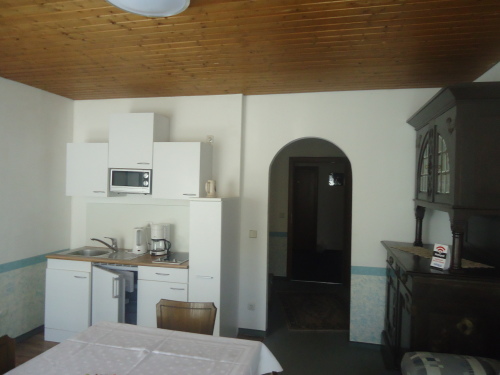 Dreibettzimmer-Eigenes Badezimmer-Monteur Zimmer - MyWeb