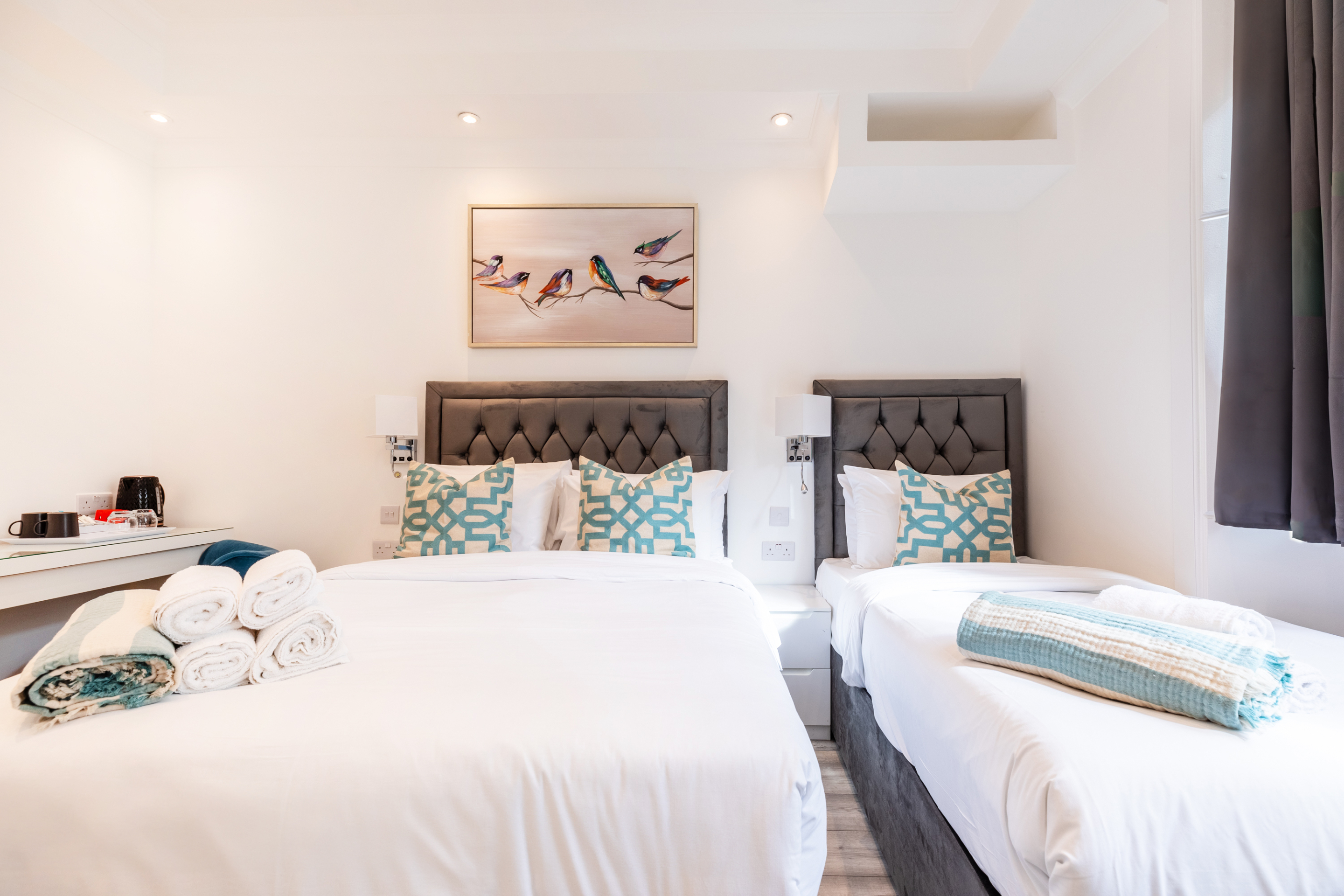 Double Room with Extra Bed — photo 1 of 19