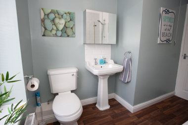 Upstairs Bathroom